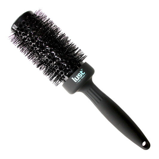 33mm: “Lust Ceramic Round Brush 33mm – ideal for short hair and fringes”